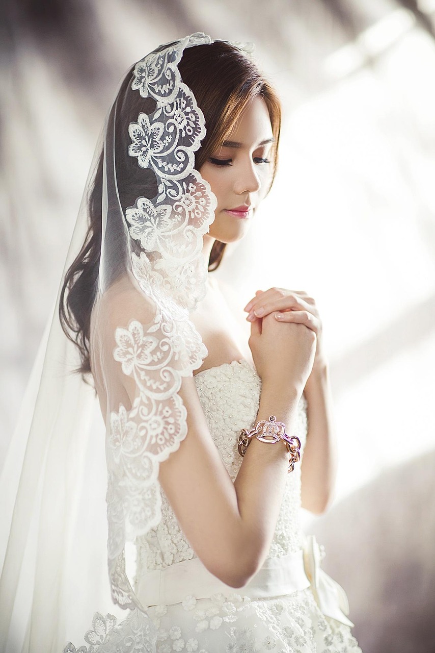 結婚詐欺の手口を知って被害を防ぐ方法は？